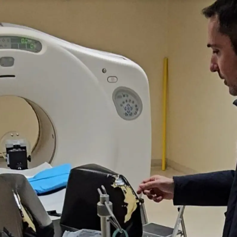Lunghe liste d’attesa per una pet, Alecci al Policlinico di Germaneto: «Macchinario vecchio e spesso guasto, inaccettabile»