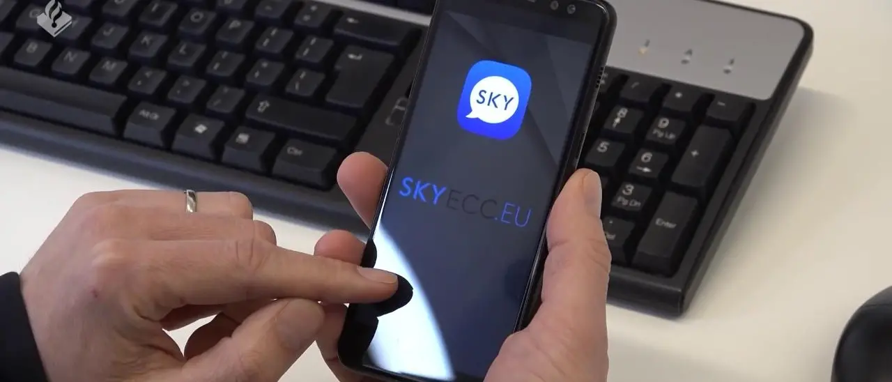 Narcotraffico, a rischio le indagini basate sulle intercettazioni dei telefoni criptati: deciderà la Cassazione