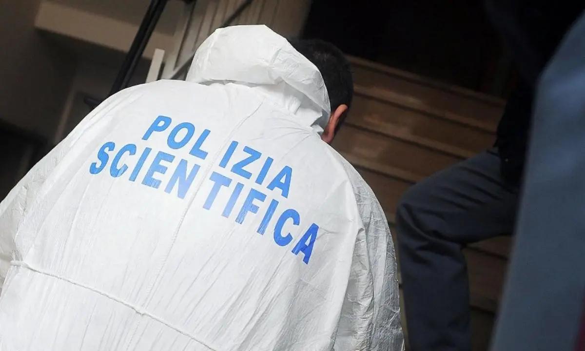 Giovane gambizzato ad Anzio, arrestato 20enne ritenuto componente del clan di ‘ndrangheta Gallace