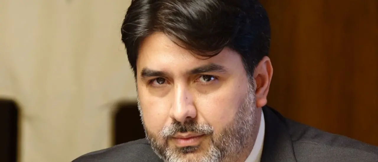 Solinas indagato per corruzione; sequestrati beni e immobili al governatore della Sardegna