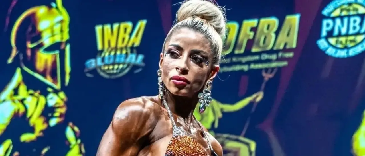 La bodybuilder calabrese diventata una star di Onlyfans: «Guadagno 10mila euro al mese con le foto dei miei piedi e degli addominali»
