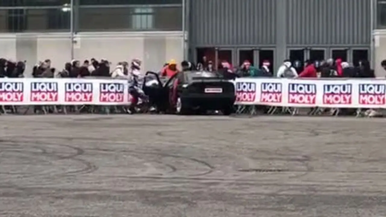 Verona, auto finisce la sua corsa contro gli spettatori: dieci feriti al Motor Bike Expo