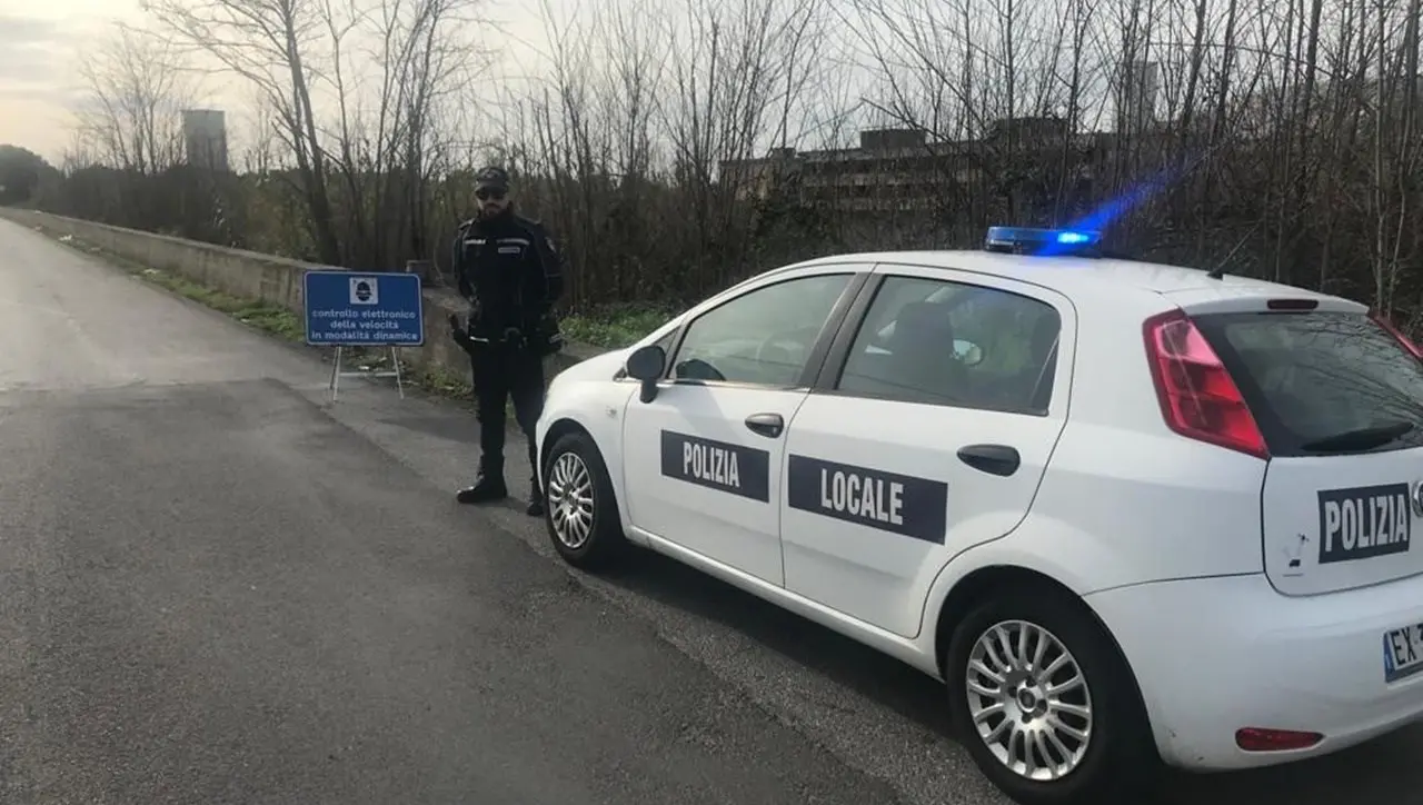 Gioia Tauro si dota di un autovelox e i cittadini insorgono, il sindaco: «Senza controlli non c’è sicurezza»