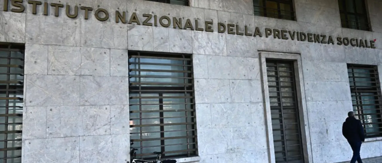 In Calabria il 7,7% delle domande per l’assegno d’inclusione. Campania (26,7%) e Sicilia (21,8%) guidano la classifica