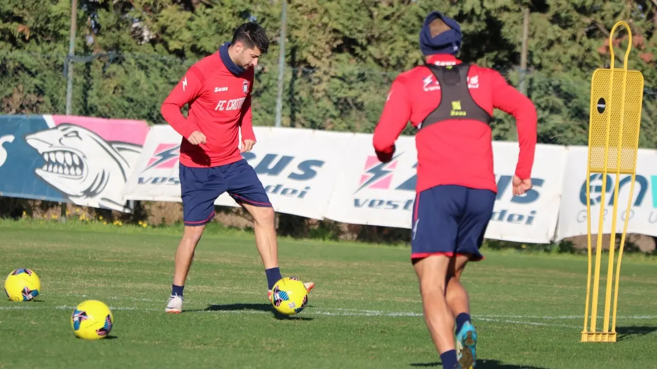 Crotone, i pitagorici preparano le prossime due trasferte con un occhio sul calciomercato