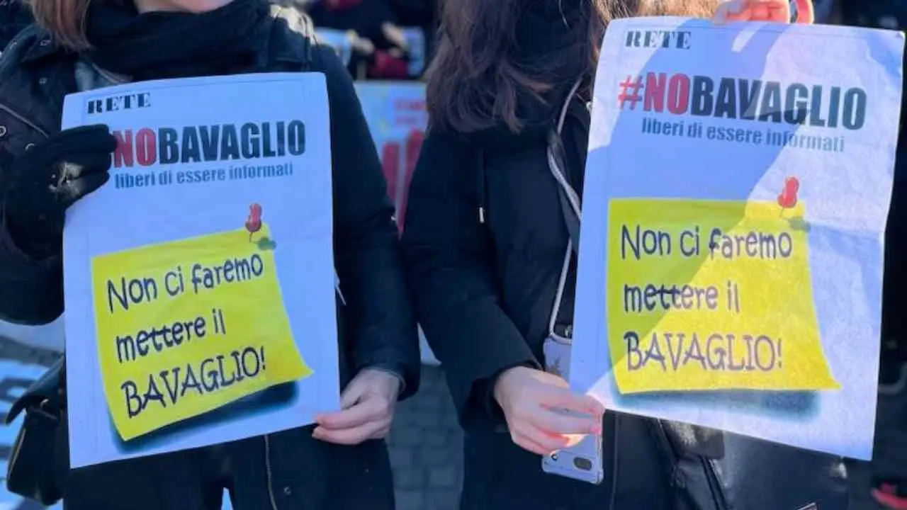 Legge bavaglio, appello di giornalisti e cittadini al presidente Mattarella: «Non firmi quel provvedimento»