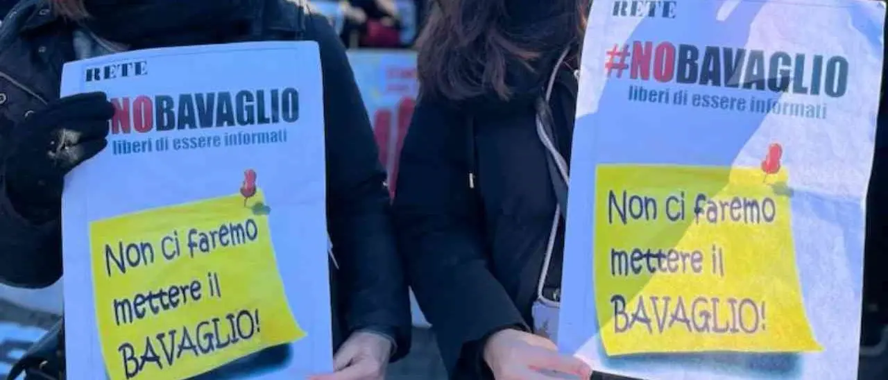 Legge bavaglio, appello di giornalisti e cittadini al presidente Mattarella: «Non firmi quel provvedimento»