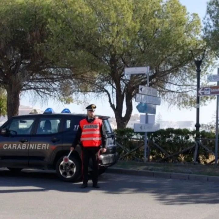 Melito Porto Salvo, violenze e minacce di morte ai danni di un 57enne: un arresto