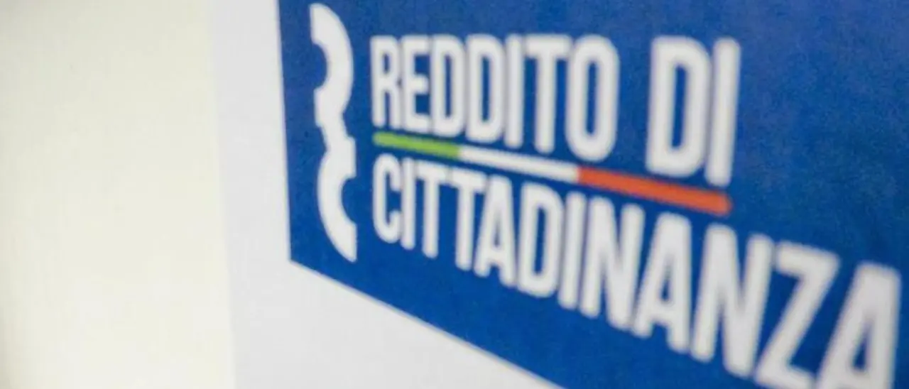 Deferiti 123 furbetti del reddito di cittadinanza nel Crotonese: un totale di 1.5 milioni percepiti