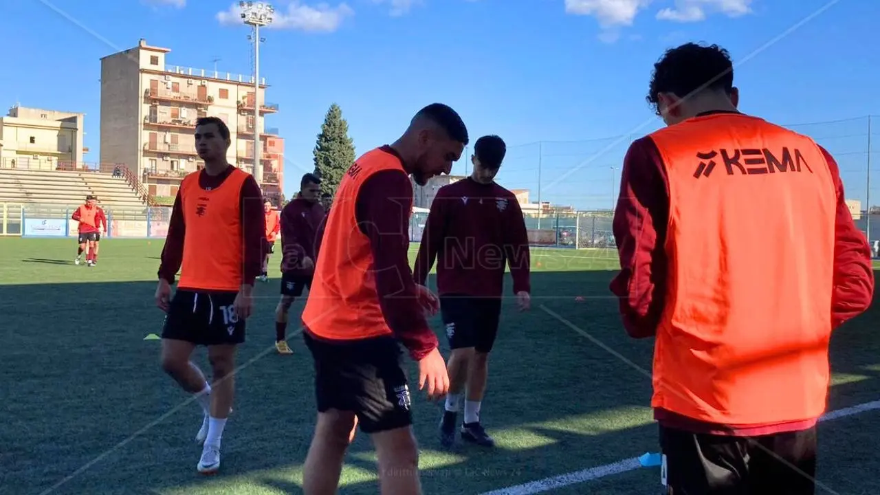 Serie D, Locri a caccia dei 3 punti nel derby calabrese in casa della Gioiese