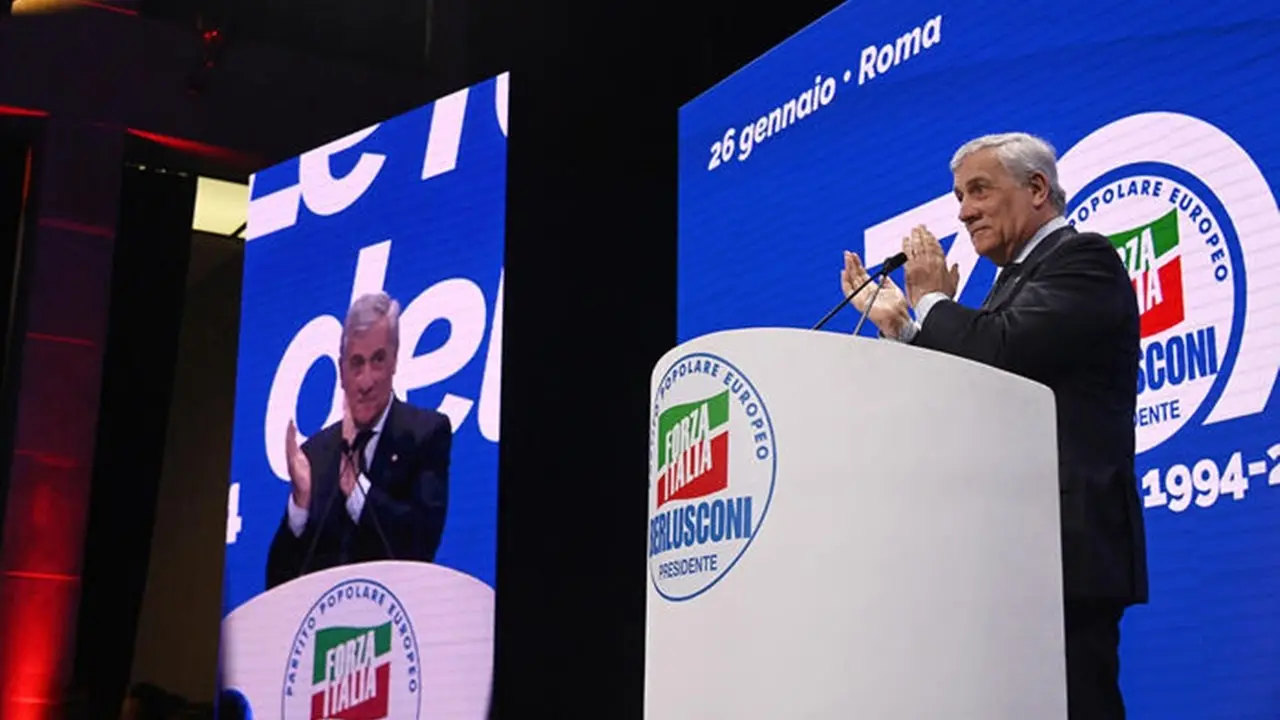 Ai 30 anni di Forza Italia il più giovane militante è un 14enne calabrese: «Da grande voglio fare politica e occuparmi della mia terra»