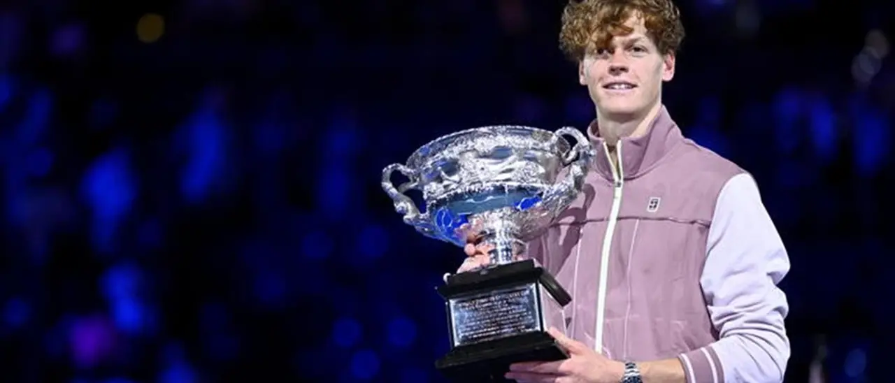 La dedica di Sinner dopo la vittoria: «Vorrei che tutti i bimbi potessero scegliere come ho potuto fare io»