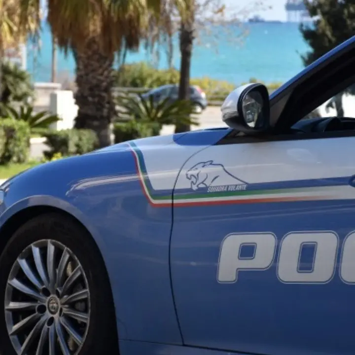 A folle velocità sul lungomare di Crotone contromano, ubriaco e senza patente: arrestato dopo un inseguimento