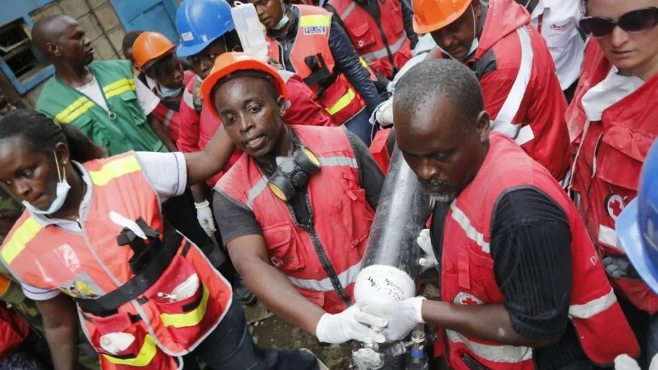 Kenya, esplosione di gas e incendio in un’azienda a Nairobi: almeno trecento feriti