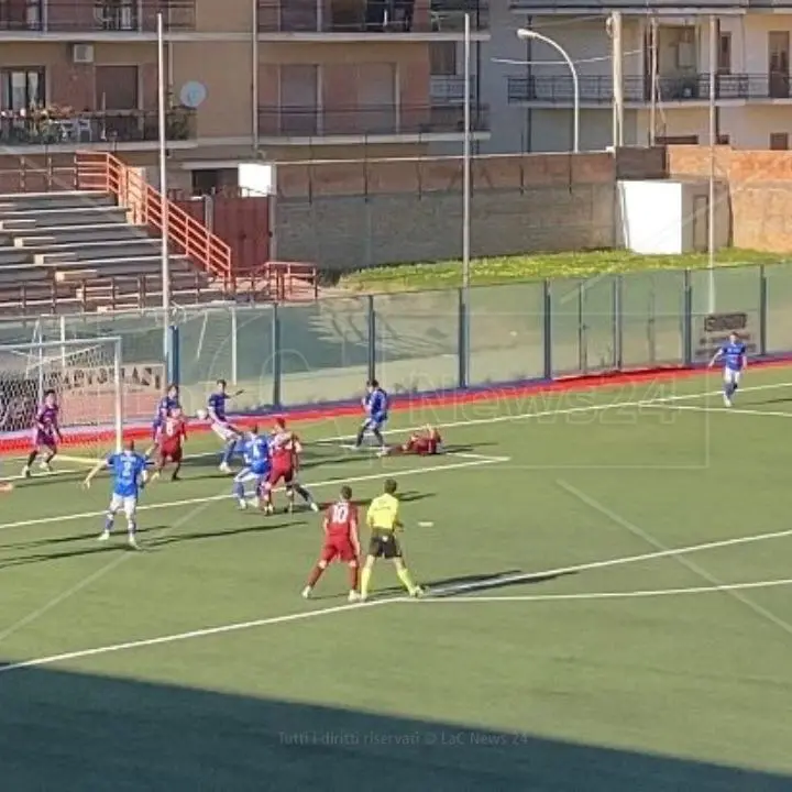 Serie D, un punto a testa Locri e S.Agata: al Macrì il match della 25esima giornata finisce 1-1