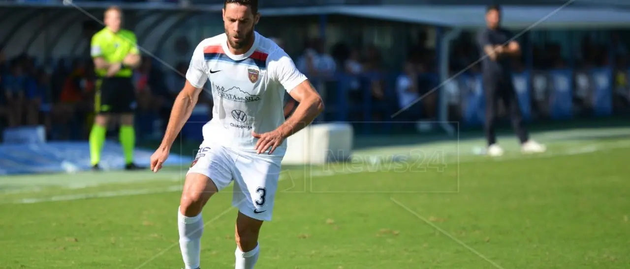 Crotone, sfuma il ritorno di Marrone ma c’è invece quello di Rispoli. In partenza Lucas Felippe