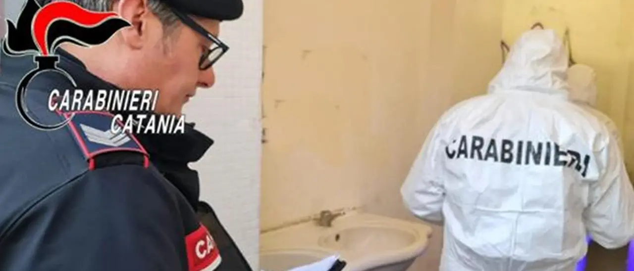 Catania, tredicenne violentata dal branco nei bagni di Villa Bellini: 7 arresti