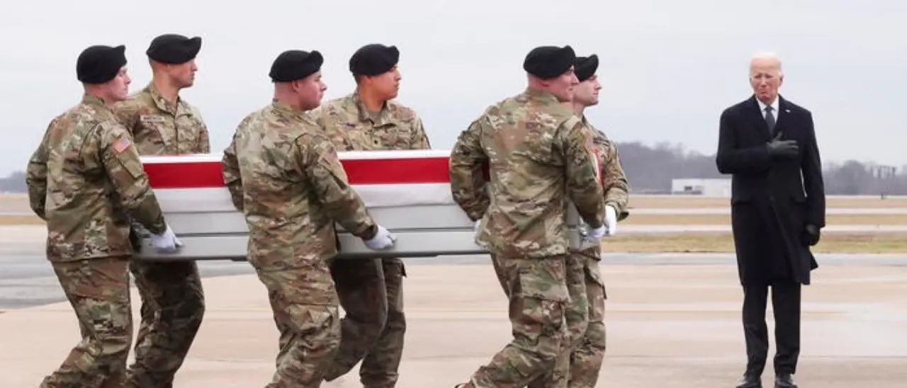 Raid Usa in Siria e in Iraq dopo l’uccisione di tre soldati americani, Biden: «Se veniamo colpiti reagiremo»