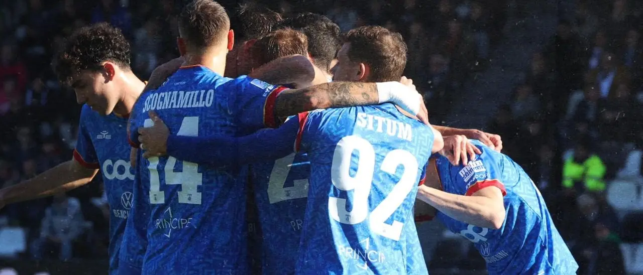 Spezia-Catanzaro, gol ed emozioni solo nel primo tempo: a Iemmello risponde Jagiello. Finale 1 a 1