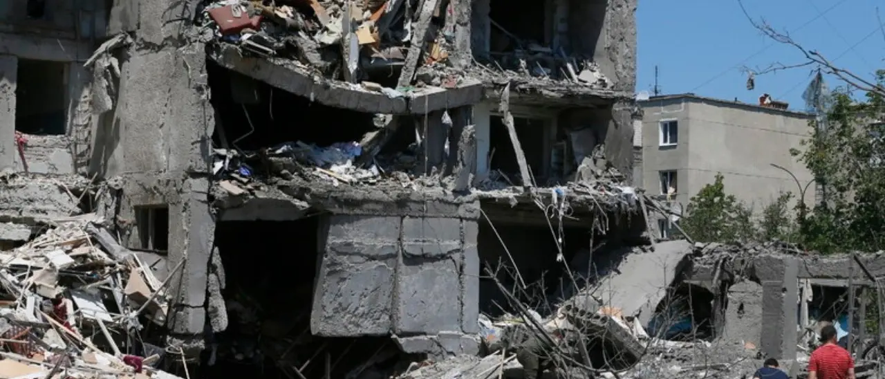 Missili ucraini piovono nel Lugansk, colpita una panetteria a Lisichansk: almeno 28 morti