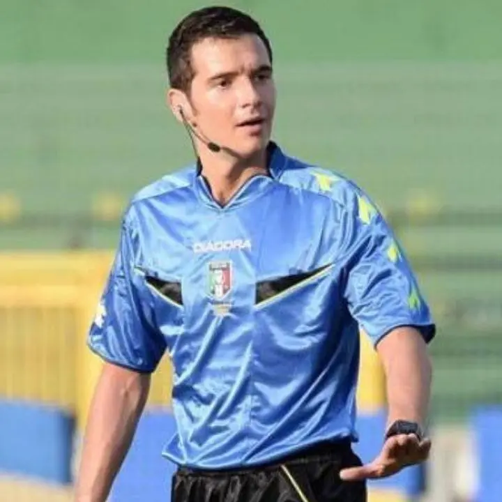 Spezia-Catanzaro, 1-1 con polemiche. Un video fa scoppiare la bagarre: «L’arbitro ha esultato al gol dei liguri»