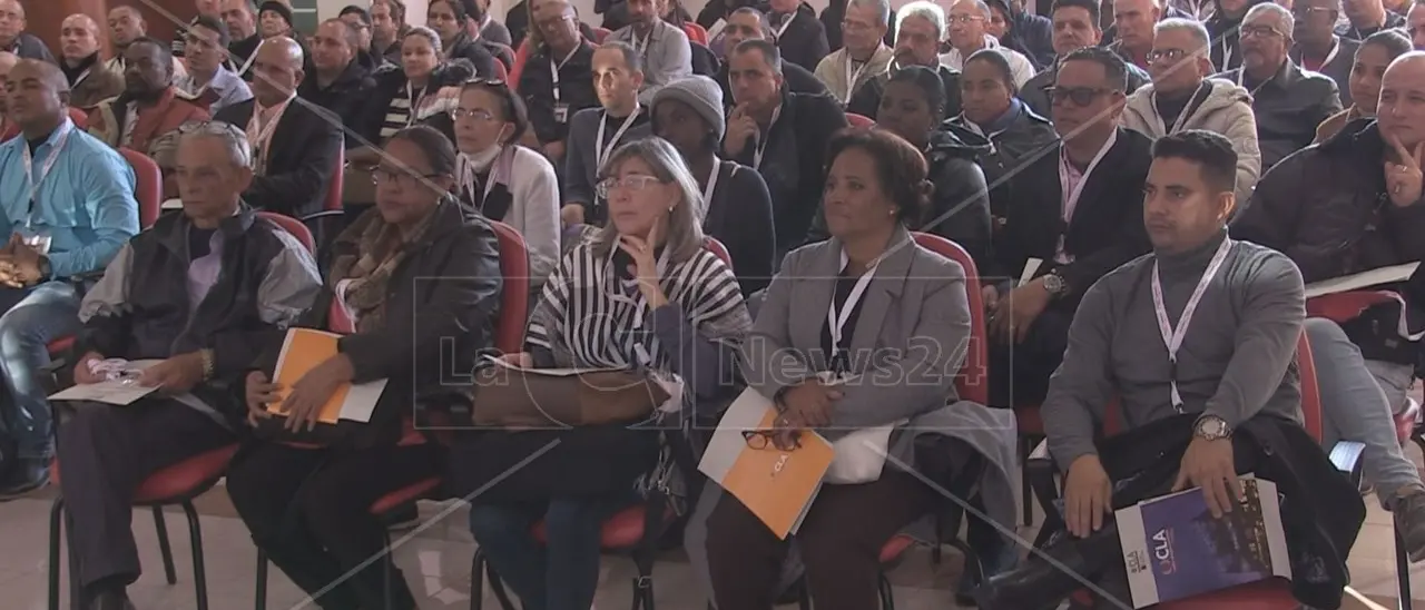 I dubbi dell’Onu sui medici cubani in Calabria: sospetti sugli stipendi da versare al governo e su violazioni dei diritti personali