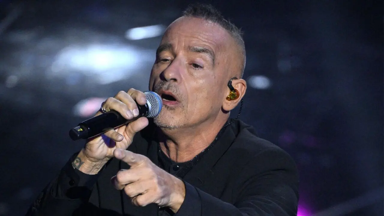 Sanremo 2024, il ritorno di Eros Ramazzotti per i 40 anni di Terra Promessa e il suo no alla guerra