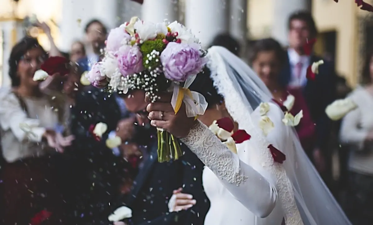 Mogli e buoi dei paesi tuoi: in Calabria pochissimi i matrimoni con stranieri. Basso anche il numero di divorzi e unioni civili