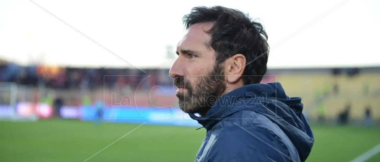 Modena-Cosenza 1-1, l’analisi di Caserta: «Grande prestazione della squadra e pareggio giusto»