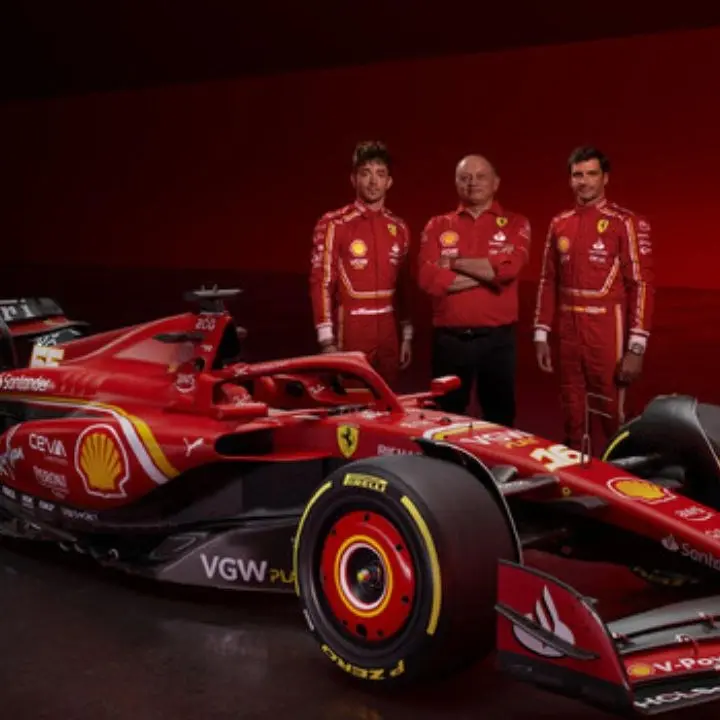 Formula uno, svelata la nuova Ferrari SF-24: «Obiettivo tornare a vincere»