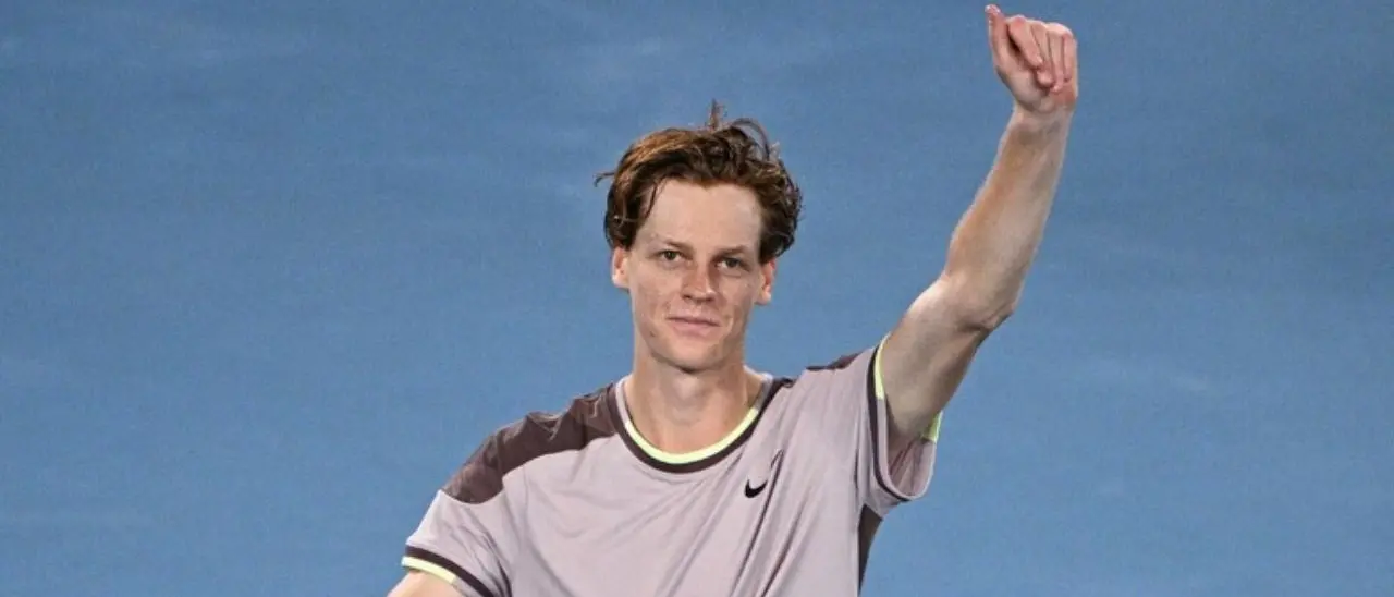 Tennis, Sinner asfalta Van de Zandschulp e si qualifica agli ottavi a Rotterdam