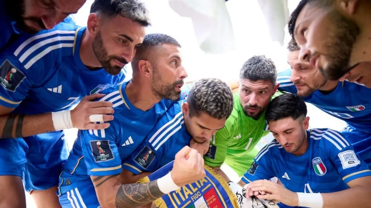 Beach Soccer, il Mondiale dell’Italia inizia con una vittoria: battuti gli USA 3-1. A segno anche il calabrese Zurlo