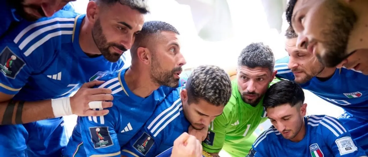 Beach Soccer, il Mondiale dell’Italia inizia con una vittoria: battuti gli USA 3-1. A segno anche il calabrese Zurlo