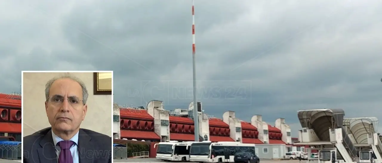 Nuove rotte Ryanair in Calabria, il sindaco Mascaro: «Nessun depotenziamento dell’aeroporto di Lamezia»