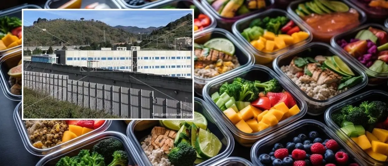 La «frutta buona» e i panini per la festa a Magisano: la mensa agenti del carcere di Catanzaro era un market per guardie infedeli