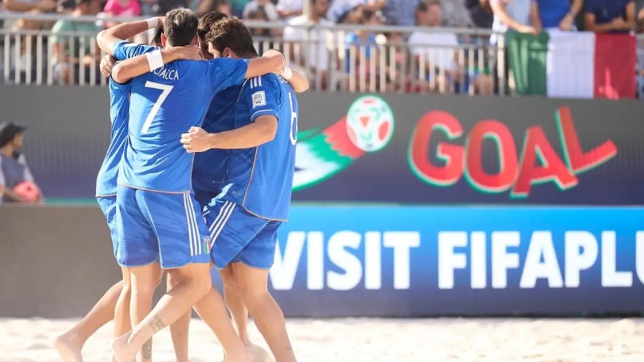 Beach Soccer, ai mondiali l’Italia vince anche con l’Egitto. E pure il calabrese Miceli mette la firma nel 6-2