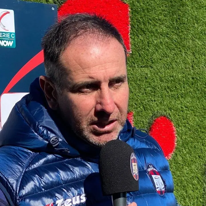 Verso Crotone-Taranto, Zauli: «Necessaria grinta e corsa ma anche scelte tecniche vincenti»