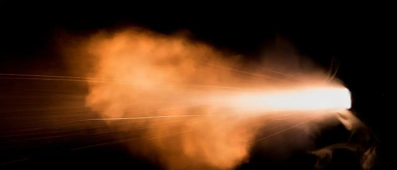 Apre il fuoco durante una lite e stermina la sua famiglia: 12 morti