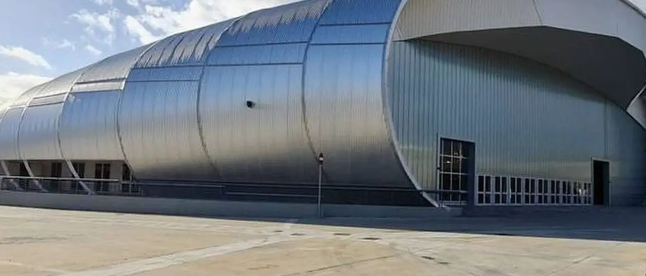 Rubati gli infissi del Centro fieristico Colosimo di Catanzaro, il sindaco: «Danni per almeno 80mila euro»