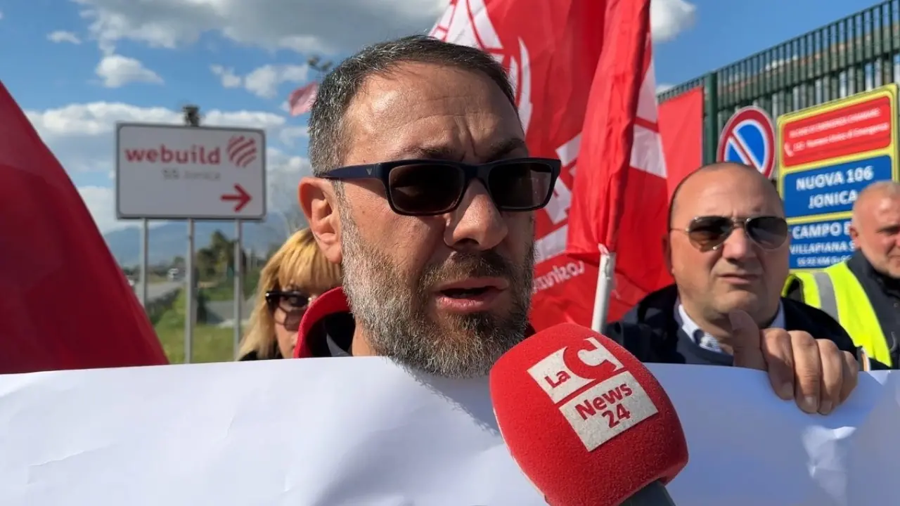 Morti sul lavoro, a Villapiana la manifestazione dei sindacati: «Servono sanzioni più aspre e maggiori ispezioni»