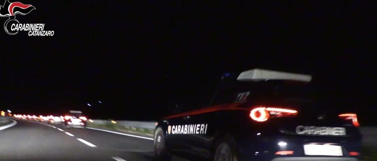 ’Ndrangheta a Catanzaro: 22 misure cautelari per estorsione, sequestro di persona e traffico di droga - NOMI