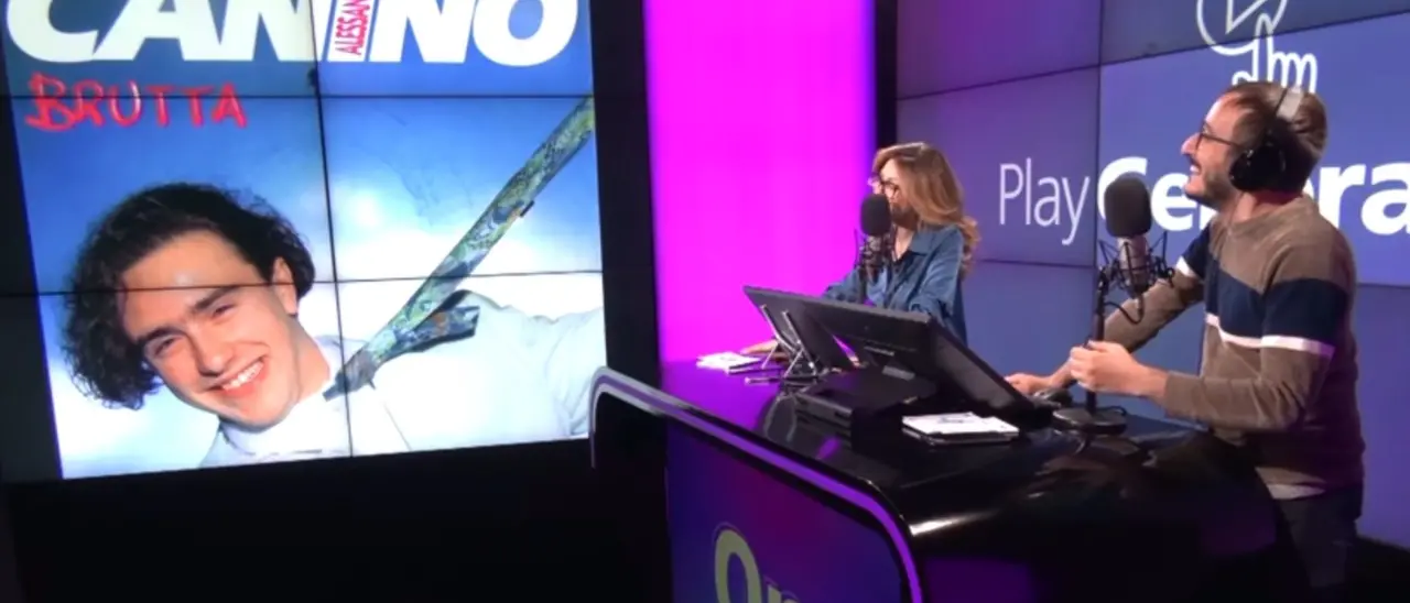 Da Sanremo 1992 ad oggi, Alessandro Canino a LaC OnAir: «Il brano “Brutta”? Un inno contro il bullismo»