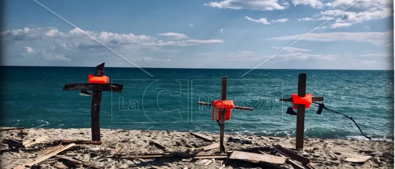 Naufragio Cutro, Refugees Welcome: «Un anno dopo la tragedia nulla è cambiato»