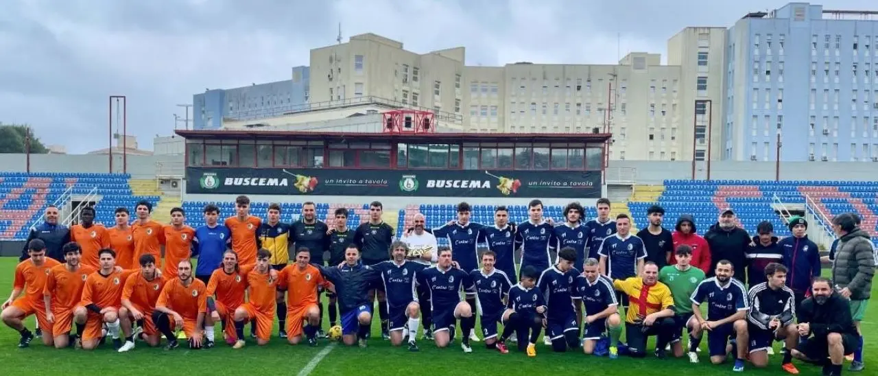 Allo Scida di Crotone un partita con superstiti e familiari per ricordare le vittime del naufragio di Cutro