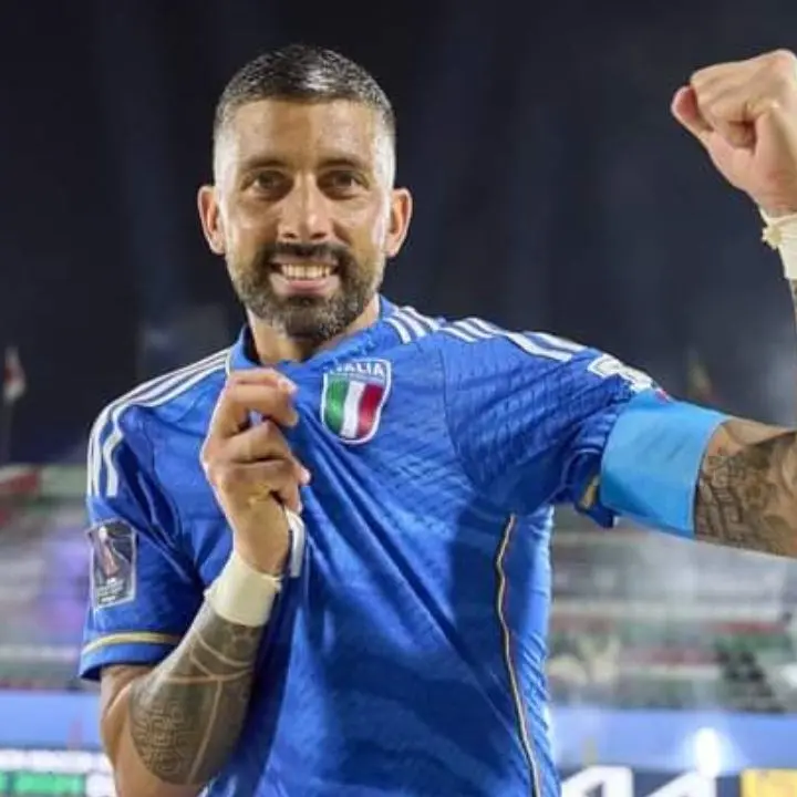 Mondiali di beach soccer, l’Italia batte ai rigori la Bielorussia e va in finale: il calabrese Zurlo segna due gol