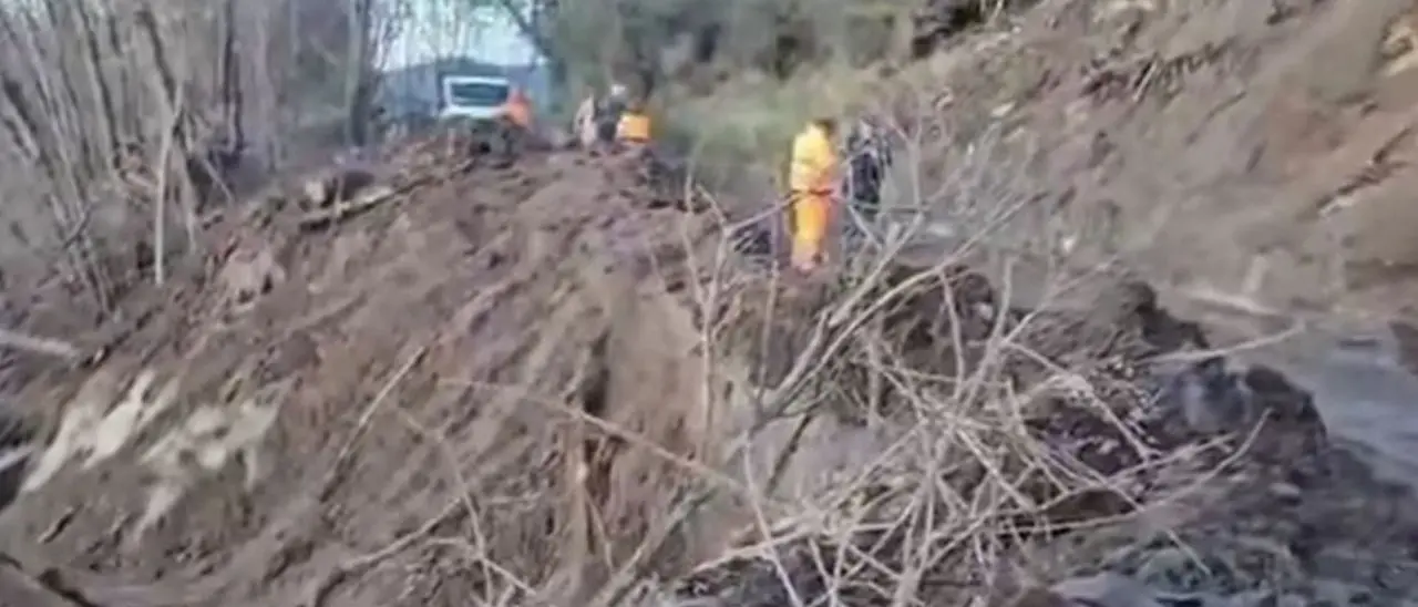 Tragedia nel Reggino, auto travolta da una frana lungo la strada che porta a Gambarie: muore un 56enne