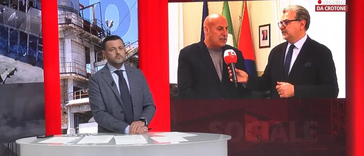 Bonifica senza fine a Crotone, ne parliamo a Dentro la Notizia con Vincenzo Voce e Mario Oliverio