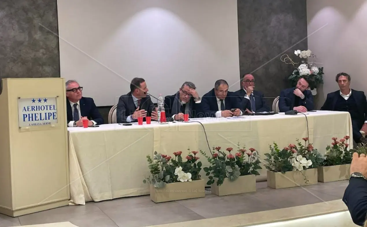 “Giornata della memoria” (con polemica) per le vittime di errori giudiziari, a Lamezia il “plenum” dei penalisti calabresi