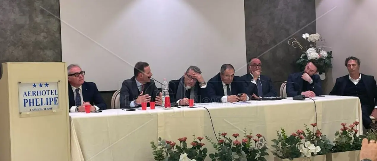 “Giornata della memoria” (con polemica) per le vittime di errori giudiziari, a Lamezia il “plenum” dei penalisti calabresi