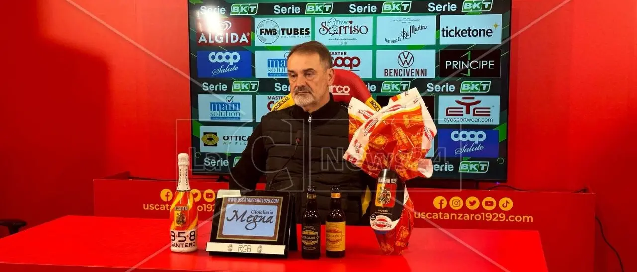 Catanzaro-Bari 2-0, Vivarini: «Siamo stati bravi a concedere poco contro una squadra forte»